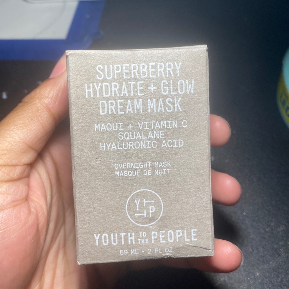 YTTP super berry hydrate & glow Dream mask